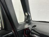 停車時や発進時、対向車とのすれ違いや路肩に寄せる時など、車両左側前方を確認するときに役立ちます♪