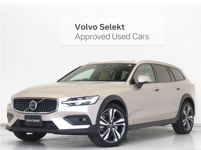 V60クロスカントリー アルティメット B5 AWD 4WD 