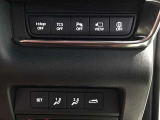 運転席回りのスイッチで安全装備のON/OFFも簡単に!