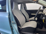 車を運転する際には運転席の存在は欠かせません。しっかりとチェックしたいポイントですね。