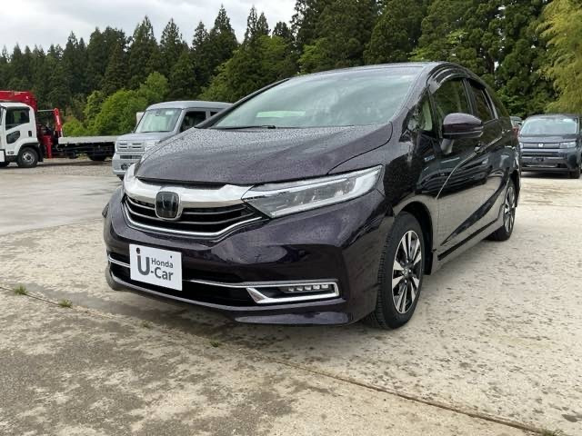 シャトル 1.5 ハイブリッド X ホンダセンシング 