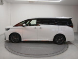 ボディから内装、エアコンまであなたのお車を丸ごとクリーニングする「まるまるクリーン」をご用意。トヨタ車はもちろん、軽自動車、他社車もOKです。