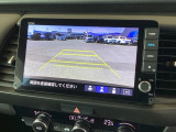 バックも安心のバックカメラ付いています。バックカメラがあると、いつでも安全にバックできますね。死角も減ります。