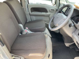 運転席まわりになります。実際に乗って頂き乗り心地をご体験してみてください。