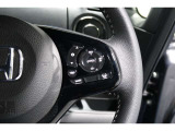 Hondaセンシングの機能のひとつ、アダプティブクルーズコントロール付!アクセルから足を離しても設定したスピードと前車との車間を保ち走行してくれます!車線維持もアシスト☆高速道路で疲労軽減ですね☆