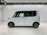 両側パワースライドドア付きだから、狭い駐車スペースなどでの 乗り降りラクラク!小さなお子さまのいるご家庭には嬉しい装備。