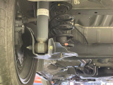 お車を安心してお乗りいただく為には、足回りの定期点検が欠かせません。サービスサポート(有償保証)では無料点検もご提供しており、安心のカーライフをお過ごしいただけるサポート体制が整っています。