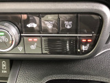 【シートヒーター】スイッチを押せば、座面と背もたれで体を温めてくれます♪