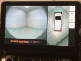 いまや必須装備「ナビゲーション」搭載!知らない場所にスイスイッとドライブ。もう、これなしではハンドルを握れませんね!でも運転中の操作は危険ですのでご注意ですね☆