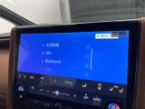 ブルートゥースに接続することにより、スマホに入ったお気に入りの音楽を車内で楽しむことができます♪あると本当に便利な機能になっています!