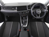 指定工場で車検までご対応可能。6ベイを完備したサービス工場を併設し、快適なAudiライフをサポートします。詳しくは0078-6002-900146中古車スタッフまで