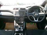 操作しやすい運転席廻り!操作パネルも使いやすい!!ドライブが楽しくなります!