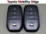 スマートキー2本付き!キーをポケットやカバンに入れておくだけでドアの施錠・開錠やエンジンスタートの操作が簡単です!