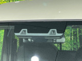 【スズキ セーフティサポート】走行中に前方の車両等を認識し、衝突しそうな時は警報とブレーキで衝突回避と被害軽減をアシスト。より安全にドライブをお楽しみいただけます。