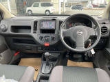 納車から1ヶ月を目安に無料点検を受けていただけます。(最寄りの日産のお店でも可能です)