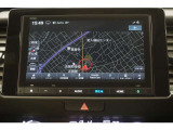 純正8インチHondaCONNECTナビ(VXM-245ZFEi)&バックカメラが装備されているので、普段の使い勝手もロングドライブも快適です。