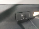 ボディから内装、エアコンまであなたのお車を丸ごとクリーニングする「まるまるクリーン」をご用意。トヨタ車はもちろん、軽自動車、他社車もOKです。