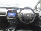 見通しのよいすっきりとした視界で、誰でも運転しやすいです。運転のしやすさは疲れにくさにも繋がりますよ♪