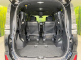 後席を格納すると、これだけの広さが!シーンに合わせたシートアレンジで、大きな荷物も積むことが出来ます♪