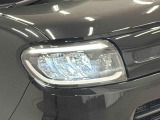 オートライト機能LEDヘッドランプ付きで、大変明るく夜間運転の視界をサポートしてくれます。また、夕暮れ時やトンネル走行時にヘッドランプが自動で点灯してくれます。