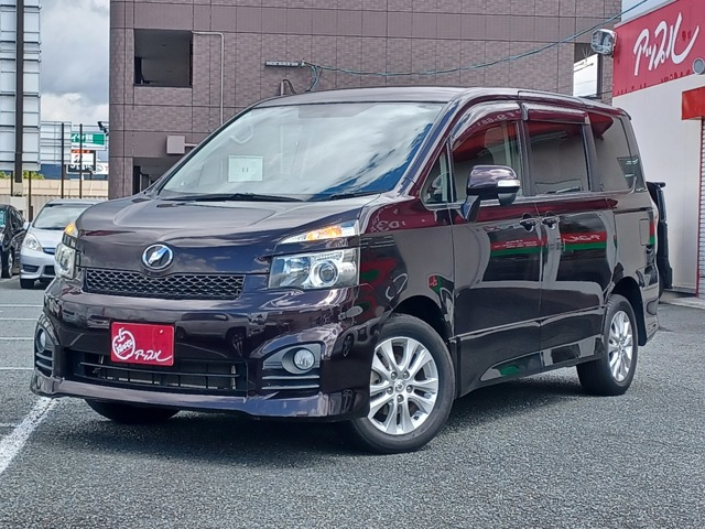 トヨタ ヴォクシー 