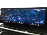 BMW iDriveナビゲーションシステム。ワイドで視認性に優れたスクリーン。
