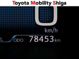 「中古車ハイブリッド保証」付き。ハイブリッド機構を無償で保証します。保証期間は、初度登録年月から10年目まで、または3年間の長い方。ただし累計走行距離が20万Km以内です。