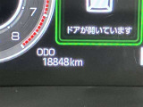 視認性の良いメ-タ-を採用しており、快適なドライブをサポ-トします♪