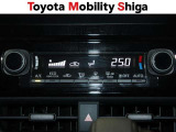 ワンタッチで室温調整!便利なオ-トエアコン装着車です。