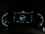 展示車は全てトヨタの車を知り尽くしたエキスパートが基本性能に関わる機能や状態を徹底的にチェックしています。消耗部品の事前交換など法定12ヶ月点検相当の点検・整備を必ず実施しています。