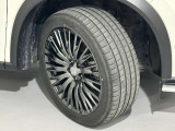 夏タイヤ(20インチアルミホイール) タイヤサイズ 255/45R20