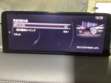 車や障害物だけでなく人や自転車も検知し、ブレーキを自動制御して衝突回避をサポートしてくれるSBS(スマートブレーキサポート)を装備!