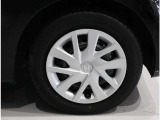 ◆純正のホイールキャップです!純正のいいところは車のデザインに合わせてデザインされていますので、相性がよく見た目もイイです!◆