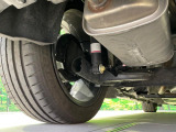 お車を安心してお乗りいただく為には、足回りの定期点検が欠かせません。サービスサポート(有償保証)では無料点検もご提供しており、安心のカーライフをお過ごしいただけるサポート体制が整っています。