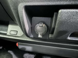 シガーソケット用の充電器が使用可能です!