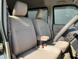 運転席も広々、ドライブも楽しめますね♪実際お座りいただくのが、分かりやすいと思います。お気軽にご来店ください!