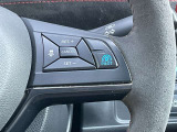 『プロパイロット』は、高速道路での「渋滞走行」と「長時間の巡航走行」時に、ドライバーに代わってアクセル、ブレーキ、ステアリング操作をアシスト(安全運転を行う責任はドライバーにあります)
