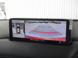 360&deg;ビューモニターを搭載しています。コーナーセンサーと合せてお使いいただくことで、安全、安心にお車の取り回しを行っていただけます。