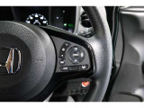 Hondaセンシングの機能のひとつ、アダプティブクルーズコントロール付!アクセルから足を離しても設定したスピードと前車との車間を保ち走行してくれます!車線維持もアシスト☆高速道路で疲労軽減ですね☆