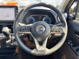 ステアリングスイッチ付きで、運転中も安心です!