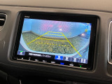 【バックカメラ】リバースにするだけで映ります、後方の安全確認や、狭い駐車場での車庫入れ、雨の日や夜間など視界の悪い時に便利です!安全にバックする為には欠かせない装備です。