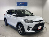 遠くはもちろん、近くの見通しも良好で運転中は焦ることなく、広々とした視界を確保しています