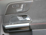 〈全国納車可能です〉遠方の方でもお気軽にお問合せください。全車両に正規の長期保証付きで全国正規ディーラーで修理対応できるお車になっております。