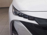 LEDヘッドライト装備! 暗い夜道を明るく照らします。