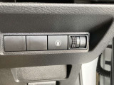 全方位障害物センサーのメインスイッチ。