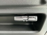 ここに ETC付いております。高速道路の料金所もスイスイ♪