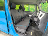 運転席シート廻りは使用感も少なく、良好な状態となっています。丁寧に使われていたことがよくわかりますね。