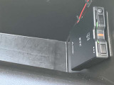 ETC車載機は助手席側のグローブボックス内部に取り付けられております。盗難防止に役立ちますし、邪魔になる事にもなりません!