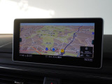 MMIシステムにはナビゲーション、ラジオ、オーディオ、Bluetooth、車両設定機能等がついております。詳しくは0078-6002-900146中古車スタッフまで