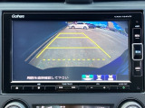 バックカメラも装備しております。車庫入れの苦手なお客様、もうご心配いりません。バックカメラがあれば、ぶつける心配無し?!重宝します!!